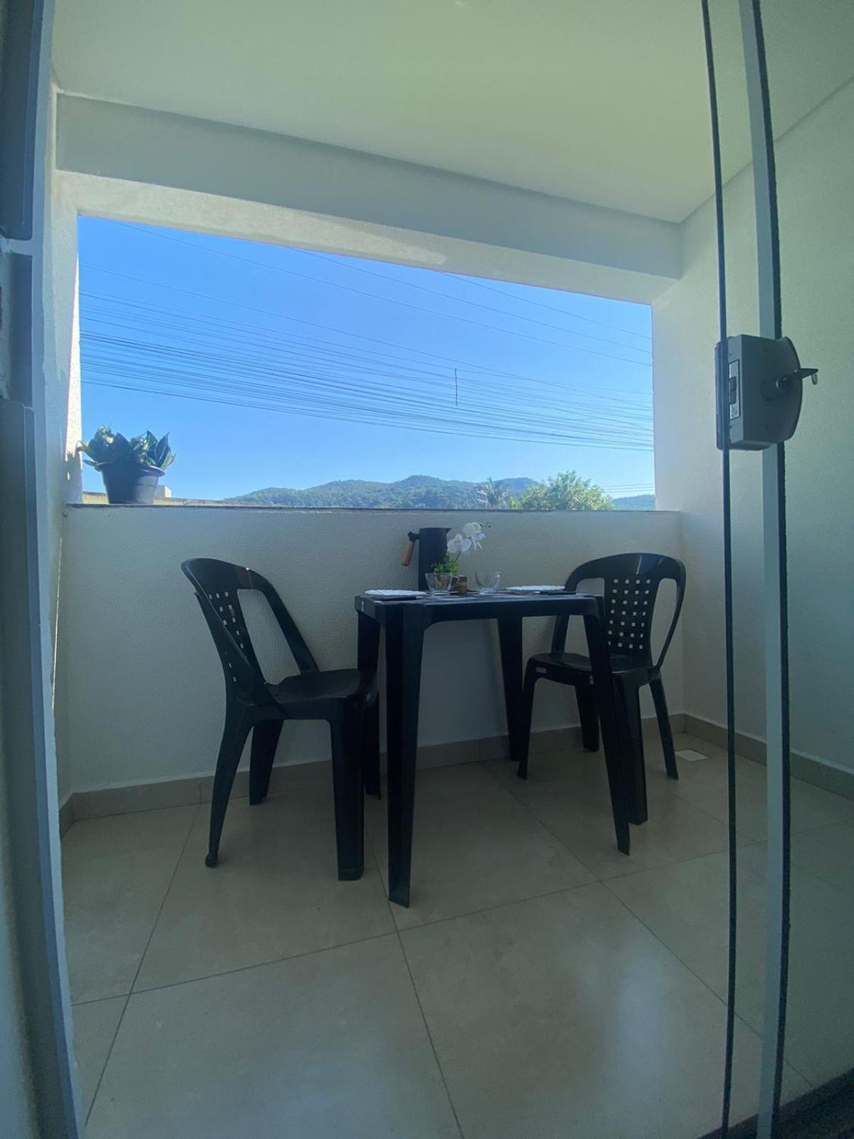 Apto No Caminho Praias Apartamento *